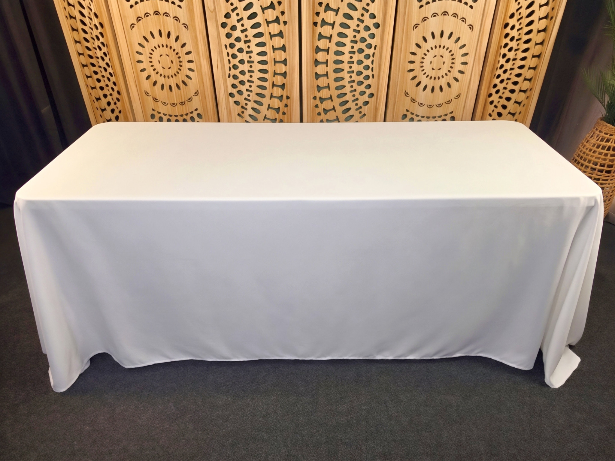 White polyester linen on the 6-foot banquet table
